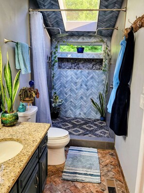 Bathroom - The Sweetwater Retreat (Lithia Springs)