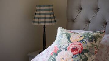 3 bedrooms, free WiFi, individually decorated, individually furnished