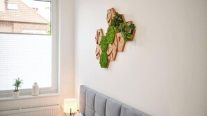 Unclassified image, 5 of 19, button - HomeME 4 | NETFLIX | Kitchen | Parking | Smart TV (Bad Oeynhausen)