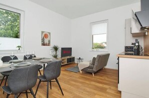 Dining - Vrbo Property (Bad Oeynhausen)