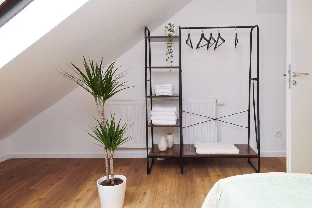 2 Schlafzimmer, Reisekinderbett, kostenloses WLAN, Bettwäsche