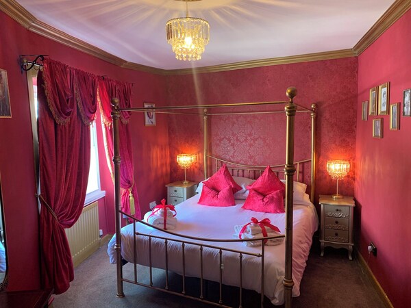 Downton Ii - Alnwick