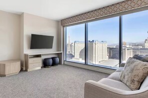 Living area - Hilton Elara HGV 1 Bedroom Jr. Suite on the Main Strip in Las Vegas, NV 5 nights (Las Vegas)