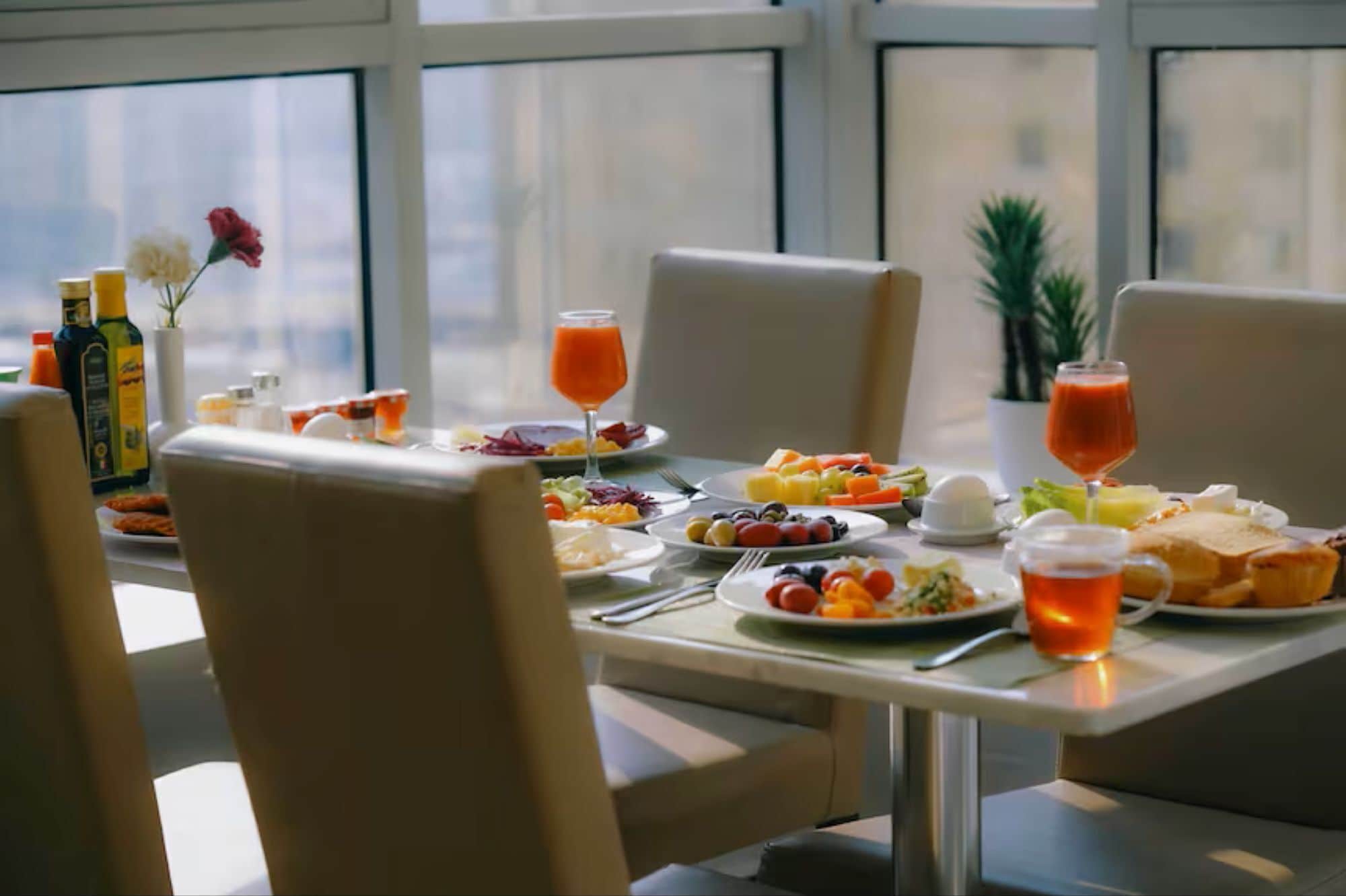Deluxe Room | Dining