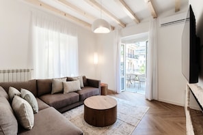 Living area - The Monti Residence (Como)