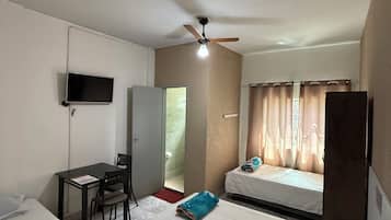 Standard-Doppel- oder -Zweibettzimmer