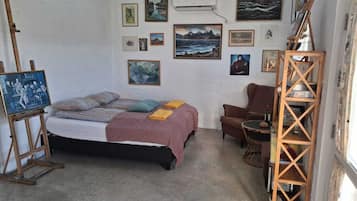 Apartment, 1 Queen Bed, Private Bathroom, Partial Ocean View to-Brimnes | WiFi (free)