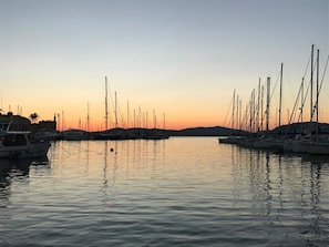 Huvivenesatama