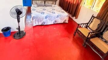 Standard Double or Twin Room, Private Bathroom | Desk, WiFi (free)