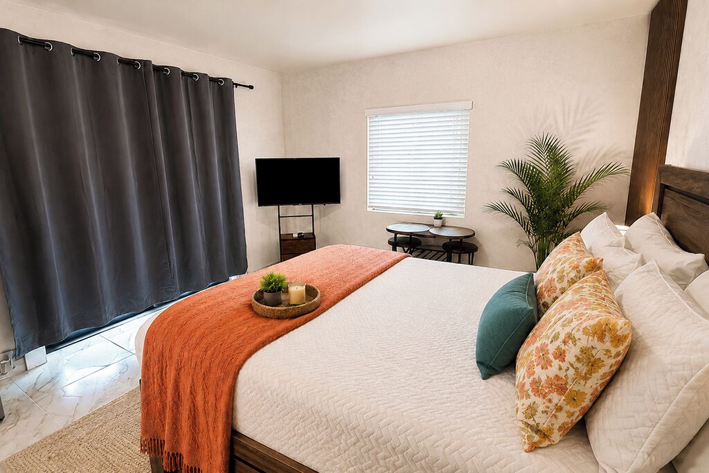 1 bedroom, iron/ironing board, Internet