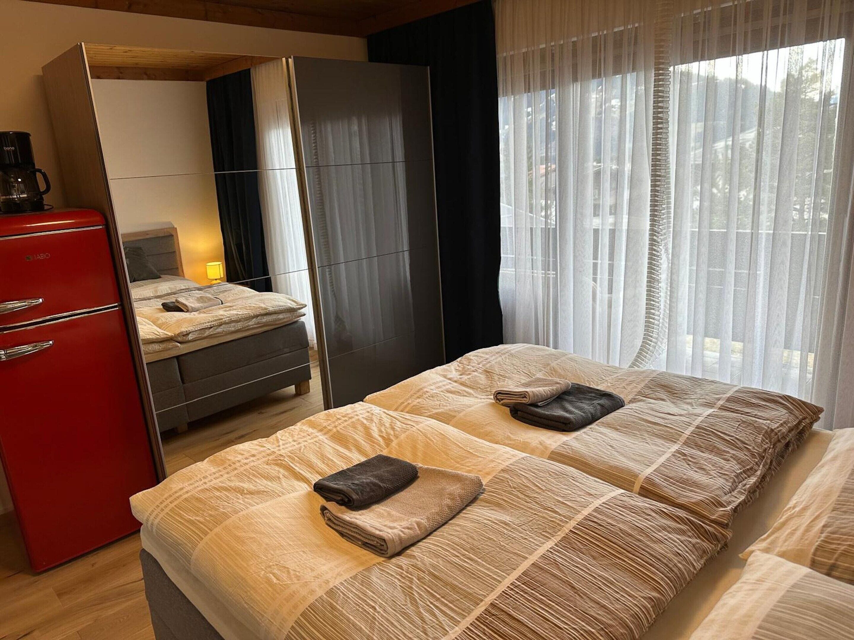 House | 4 bedrooms, bed sheets