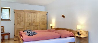 Beautiful private villa for 8 guests with WIFI, TV and terrace