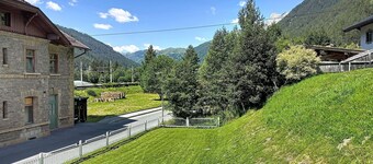 Belle maison de vacances privée pour 8 personnes avec WIFI, TV et terrasse