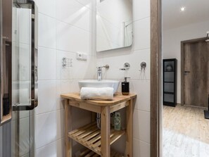 Bathroom - Nice apartment for 4 guests with WIFI and TV (Jilemnice)
