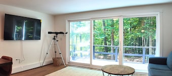 Cozy 1-bedroom apartment in peaceful Moultonborough with AC