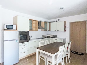 Microwave, oven, dishwasher
