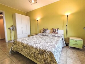 3 bedrooms, travel crib, WiFi (free) - Wonderful private villa for 6 guests with WIFI, private pool, TV and terrace (Castelmola)
