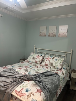 1 bedroom, free WiFi, bed sheets