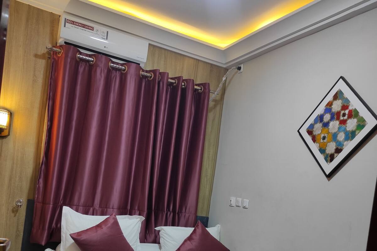 ห้องสแตนดาร์ดซิงเกิล, ระเบียง, วิวเมือง | เตารีด/โต๊ะรีดผ้า, Wi-Fi ฟรี
