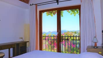 Family Suite, Patio, Sea View | WiFi (free)