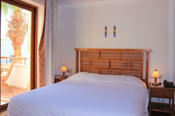 Standard Double or Twin Room, Patio, Garden View | Free WiFi