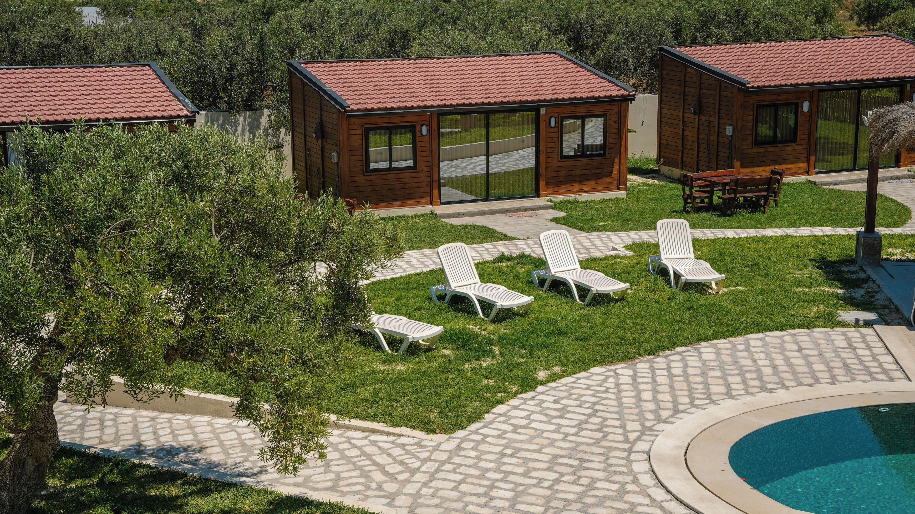 House, 4 Bedrooms | Pool | Seasonal outdoor pool