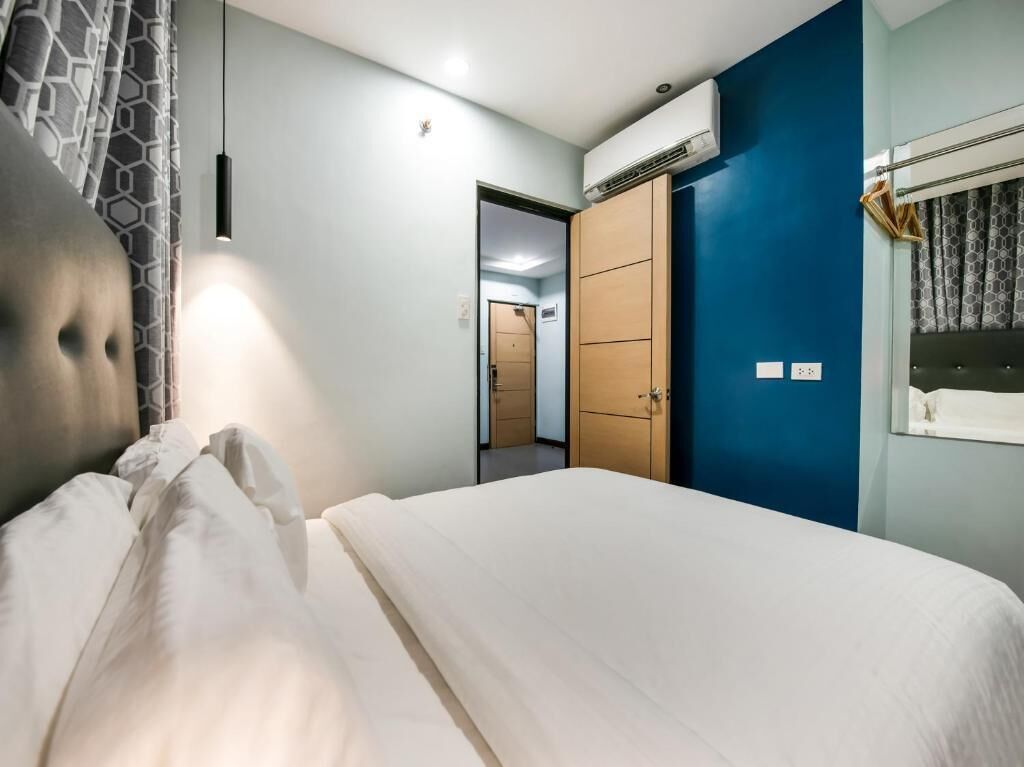 Superior Double or Twin Room, City View | In-room safe, soundproofing, WiFi (free)