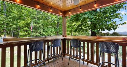 Private Mountain Getaway - Movie Theater - Hot Tub