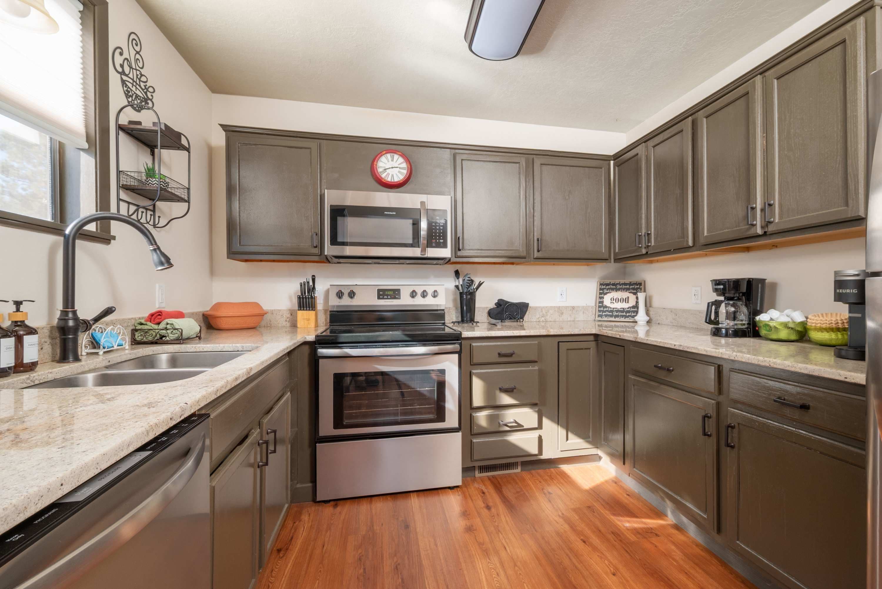 House | 3 bedrooms, high-speed internet