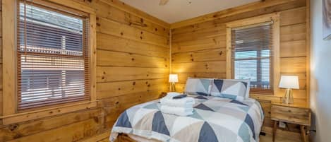 House | 4 bedrooms, high-speed internet