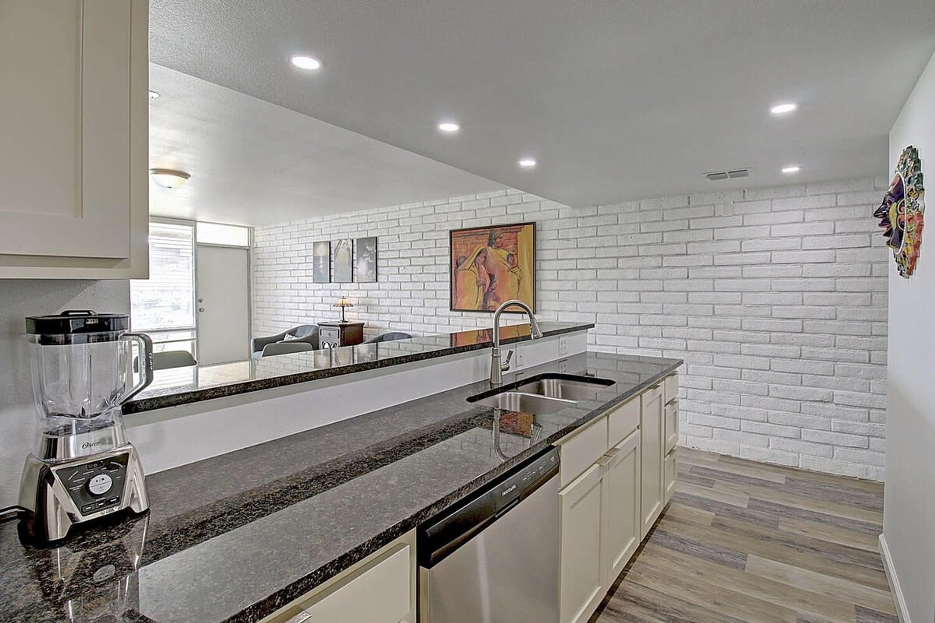 House | 2 bedrooms, high-speed internet