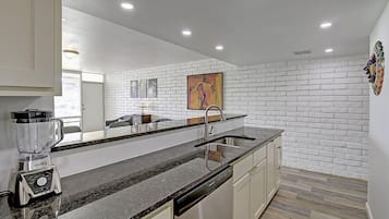 House | 2 bedrooms, high-speed internet
