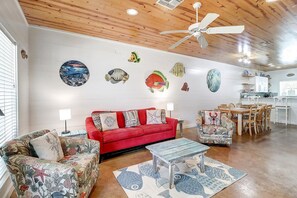 House | 3 bedrooms, high-speed internet - Reel Paradise Community Pool Sleeps 10 (Port Aransas)