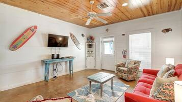 House | 3 bedrooms, high-speed internet