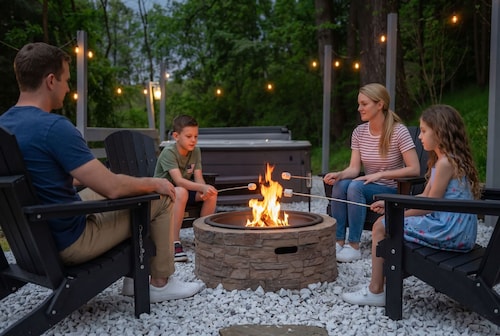 25 Min to Asheville Game Room Fire Pit Hot Tub