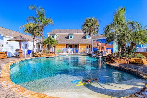 Crane s Landing Winter Texans Welcome Ground Level