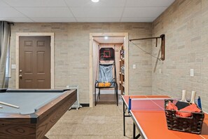 Casa | 6 quartos, acesso à internet de alta velocidade