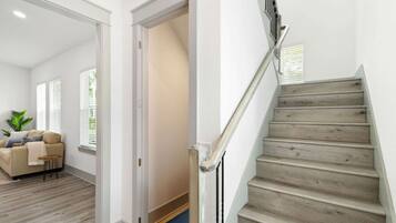 House | 4 bedrooms, high-speed internet