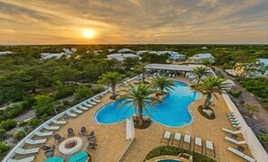 Room - 30A Golf Cart Arcade Resort-style Pool (Santa Rosa Beach)