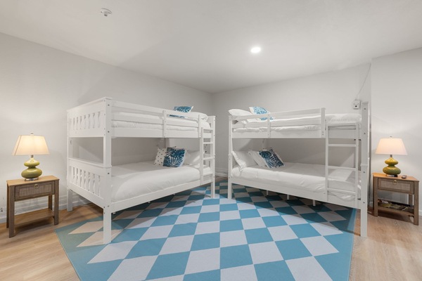 House | 5 bedrooms, high-speed internet
