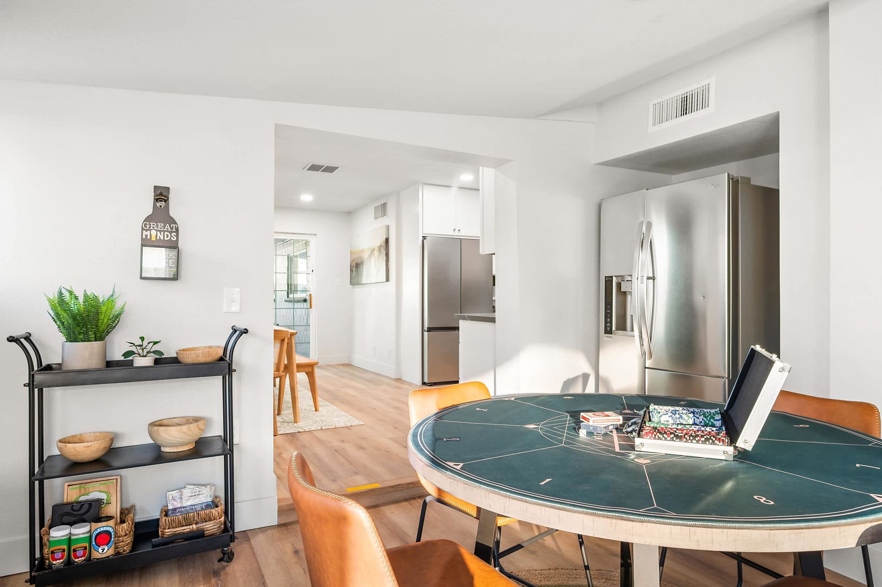 House | 5 bedrooms, Internet