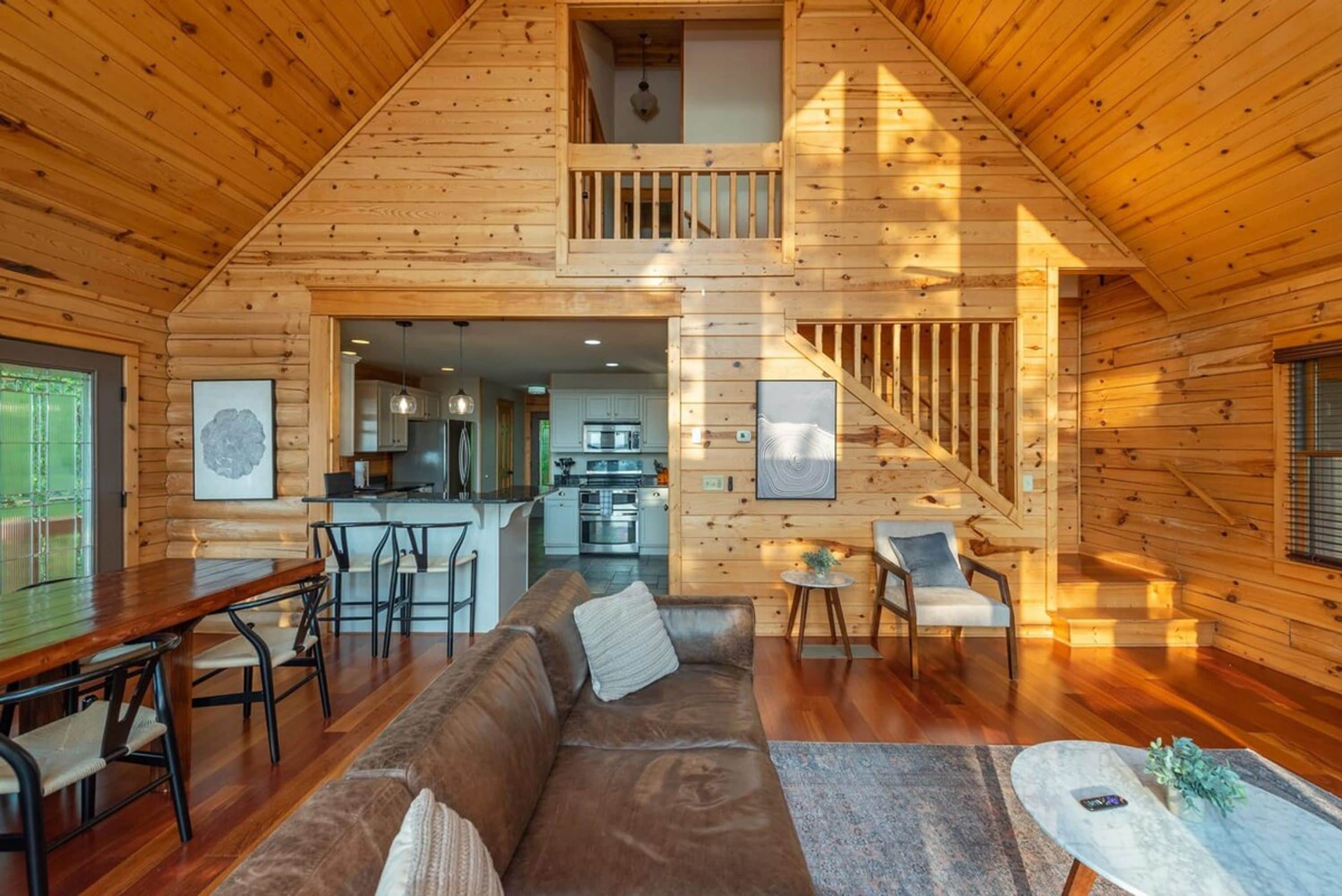 House | 12 bedrooms, high-speed internet