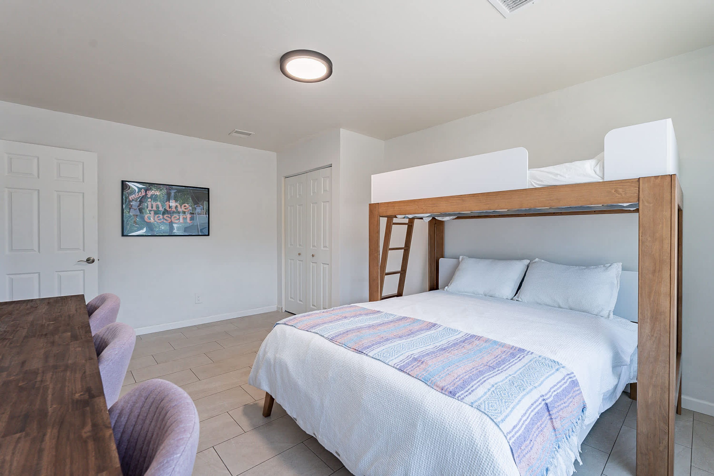 House | 4 bedrooms, high-speed internet