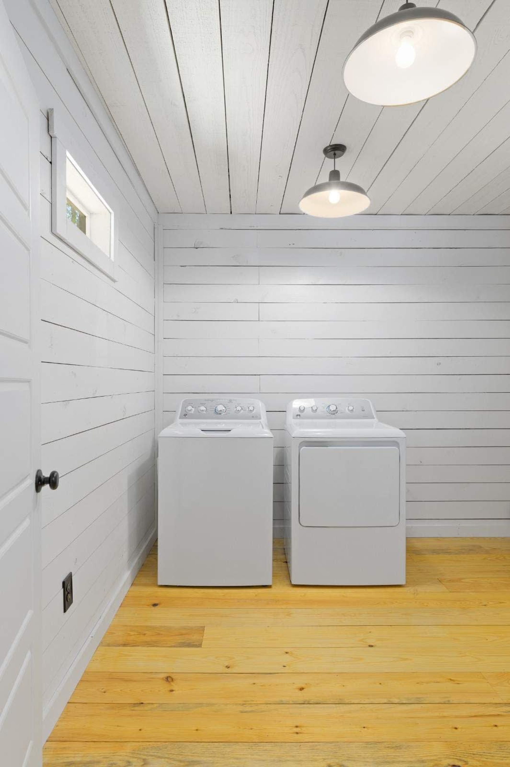 3 bedrooms, Internet