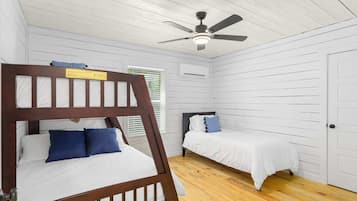 3 bedrooms, Internet