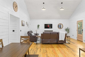 3 habitaciones y acceso a internet