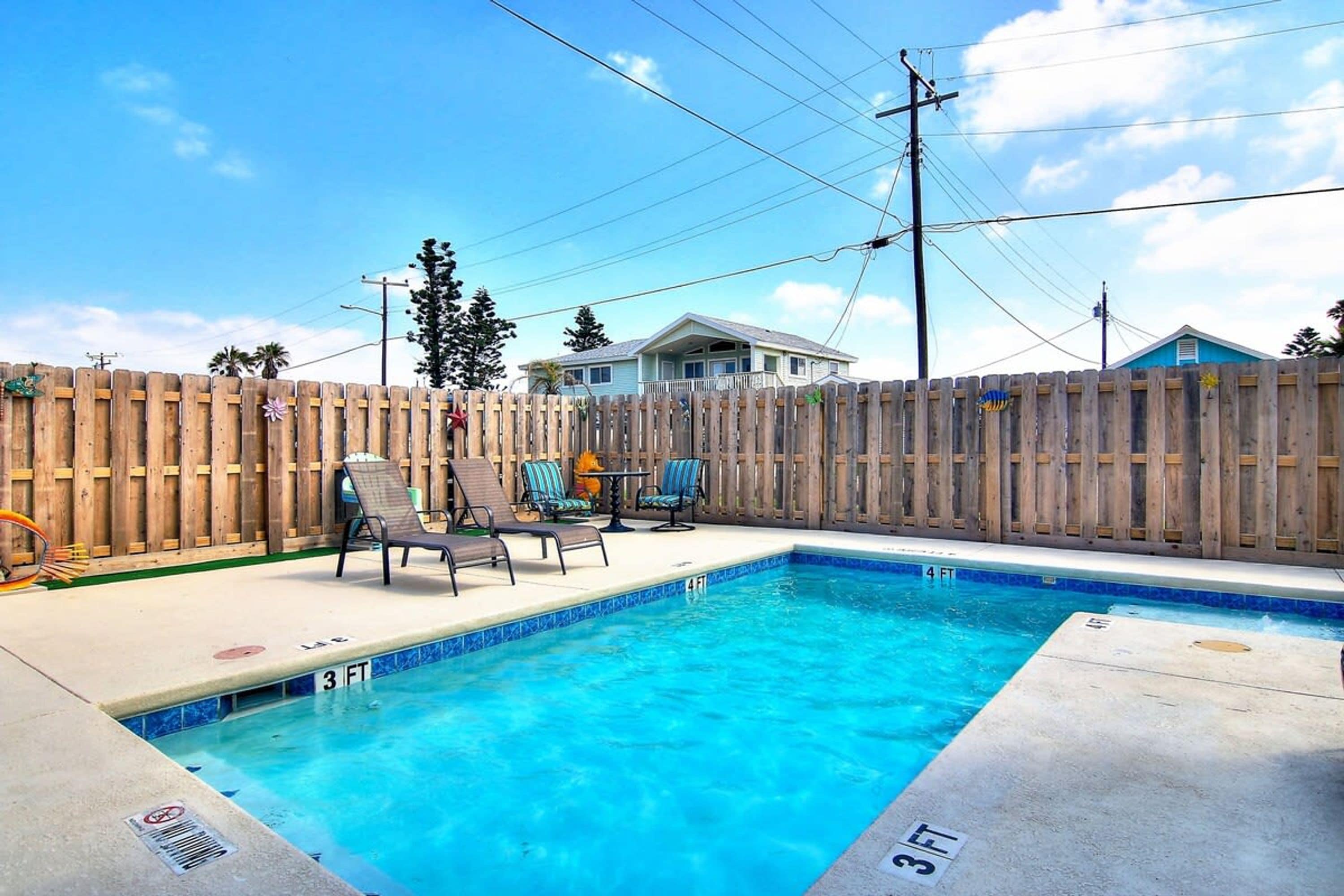 House | 5 bedrooms, high-speed internet
