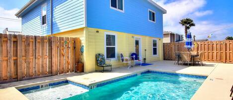 House | 5 bedrooms, high-speed internet