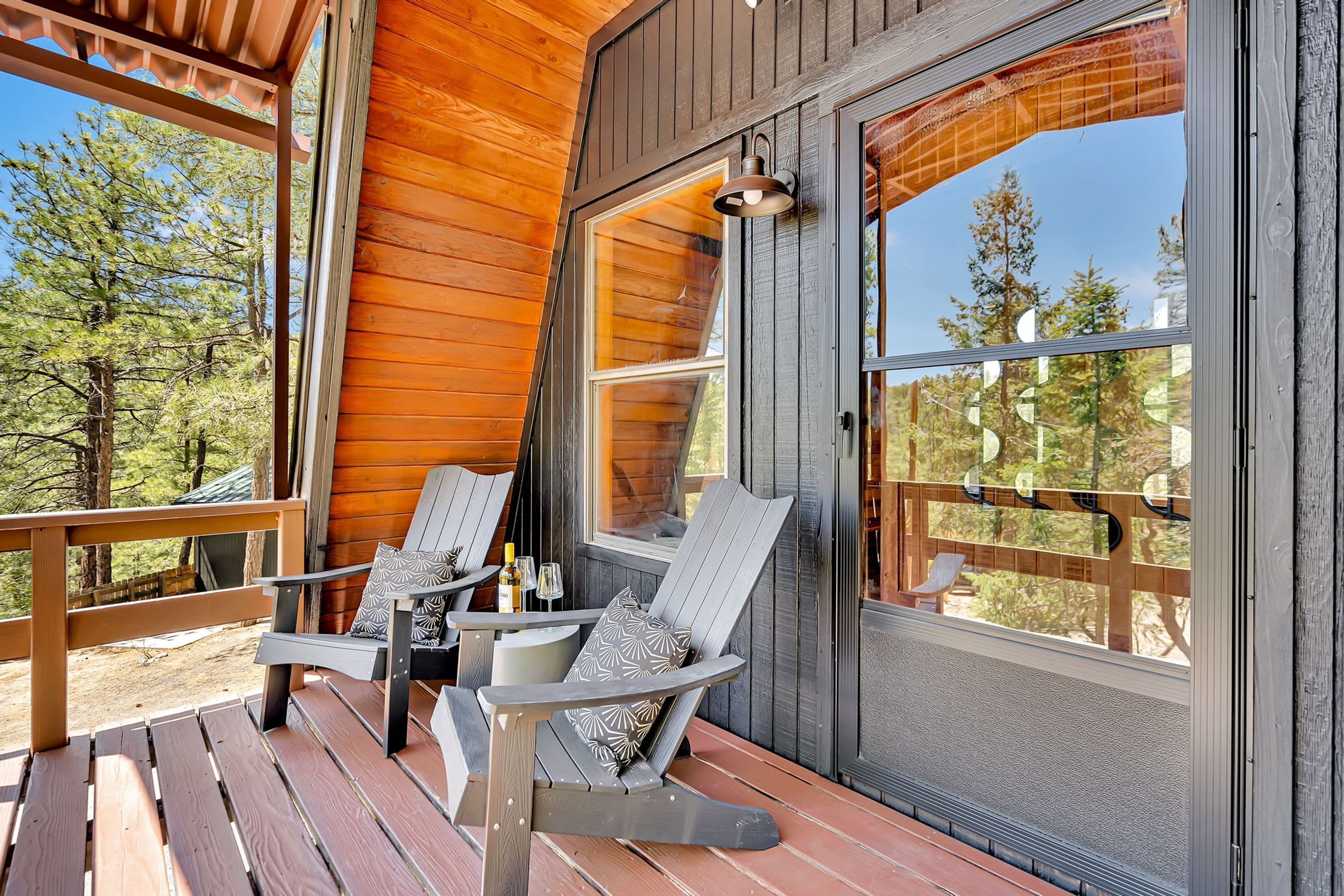 House | 4 bedrooms, high-speed internet