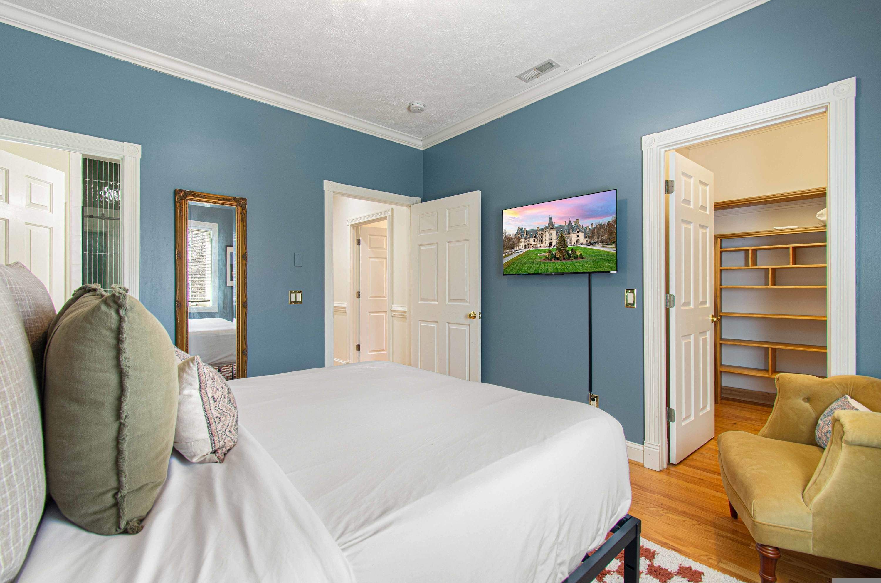 House | 6 bedrooms, high-speed internet